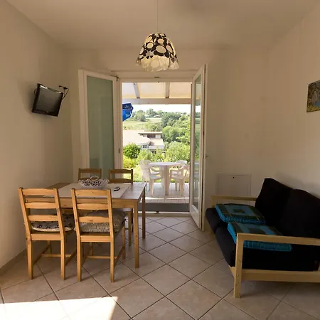 Aparthotel Amarenumana Numana