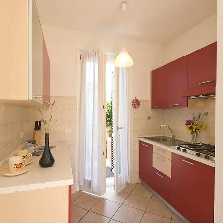 Aparthotel Amarenumana