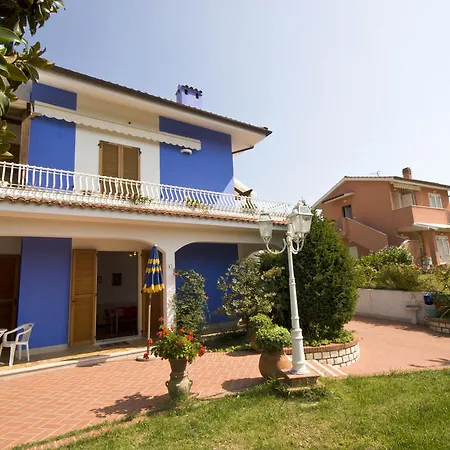 Aparthotel Amarenumana *